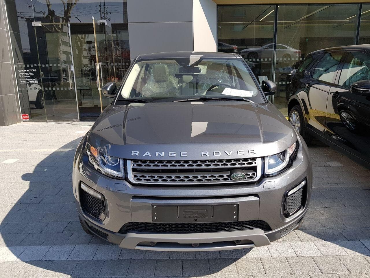 랜드로버 레인지로버 이보크 2.0 TD4 HSE 게시글 썸네일