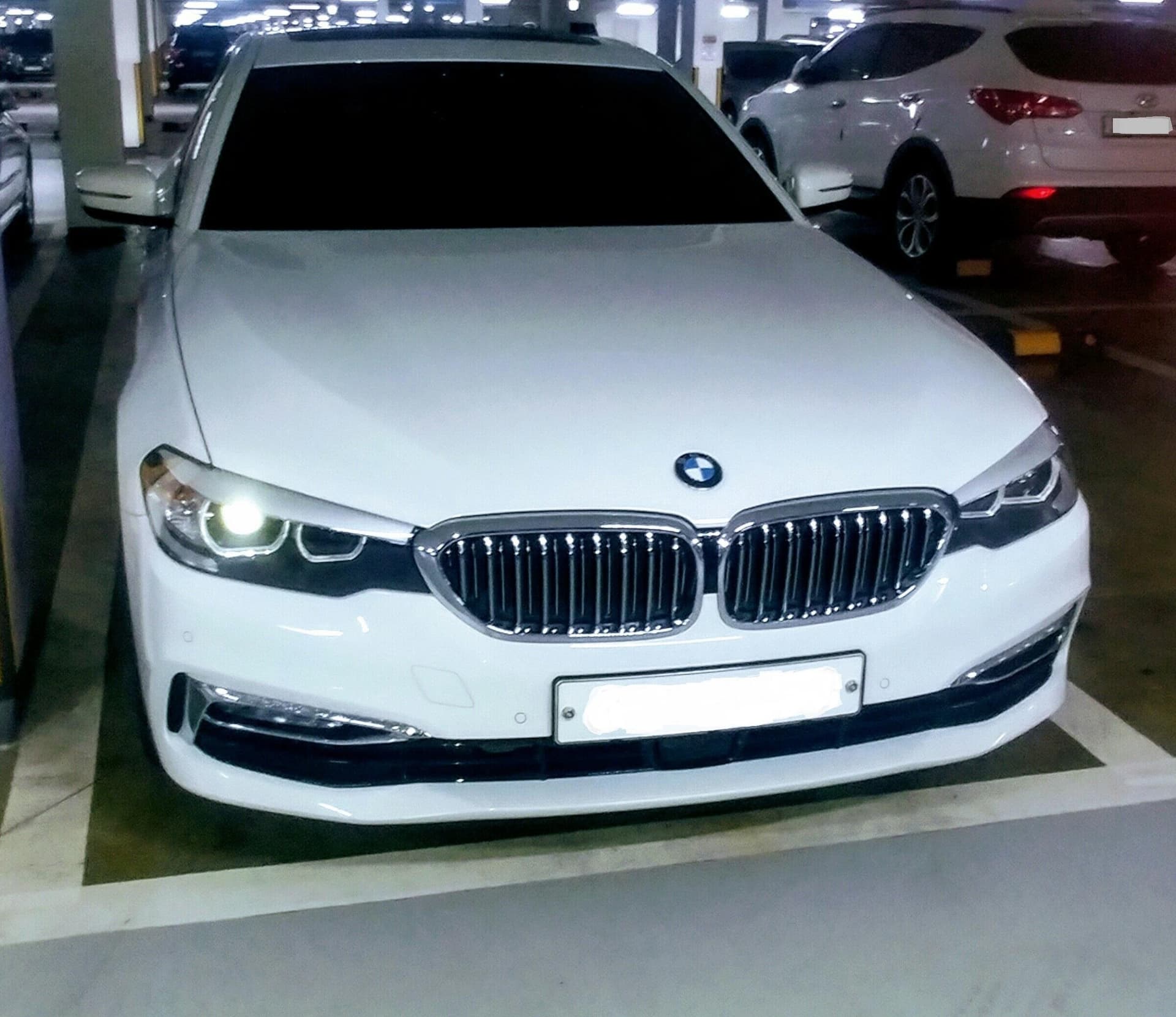 BMW 5시리즈 520i 럭셔리 게시글 썸네일