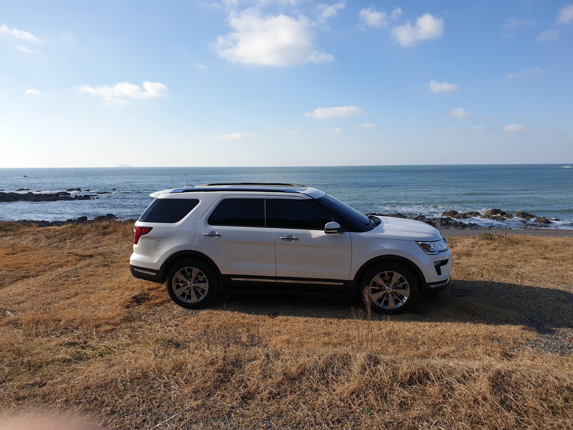 포드 익스플로러 2.3 AWD 리미티드 게시글 썸네일