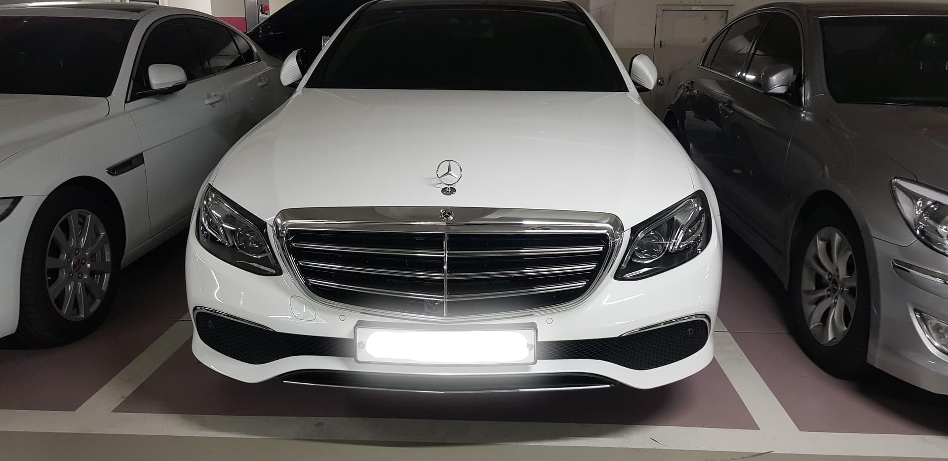 벤츠 E-클래스 E 300 익스클루시브 게시글 썸네일