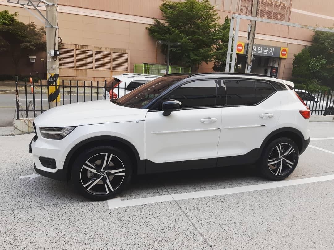 볼보 XC40 T4 AWD 모멘텀 게시글 썸네일