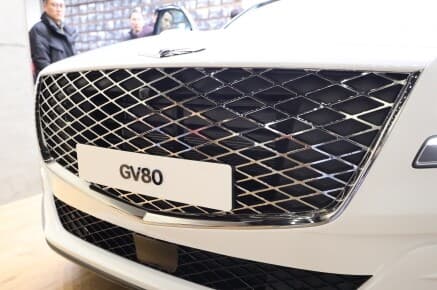 제네시스 쇼룸에서 본 gv80 실물 게시글 썸네일