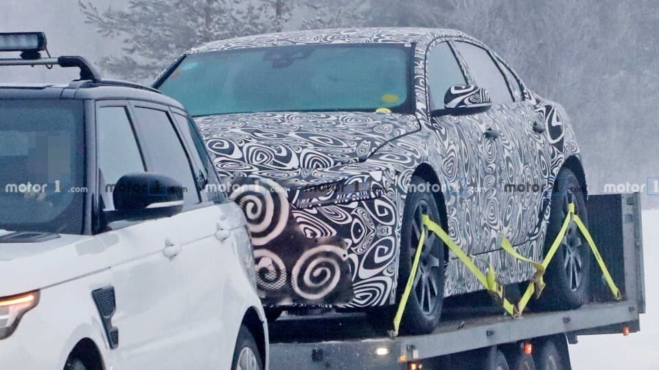 EV로 진화하는 차기 재규어 XJ 스파이샷 게시글 썸네일