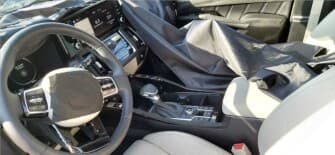 4세대 쏘렌토의 새로운 인테리어 스파이샷 게시글 썸네일