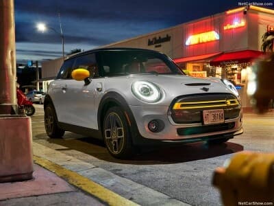 전기차가 된 미니, 미니 쿠퍼 SE 게시글 썸네일