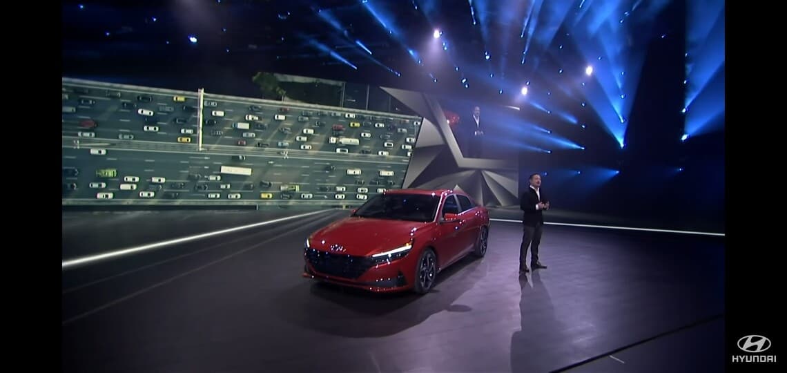 신형 아반떼 공개됐네요 게시글 썸네일