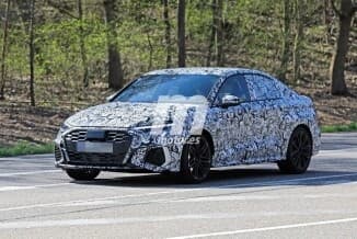 아우디 신형 RS 3 스파이샷 포착 게시글 썸네일