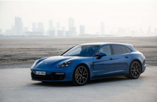 파라메라도 투리스모 모델이 있네요 게시글 썸네일