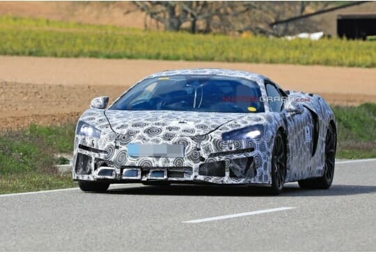 신형 멕라렌 570s 스파이샷 게시글 썸네일