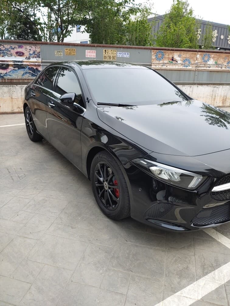 A220세단 휠 도색 완료 게시글 썸네일