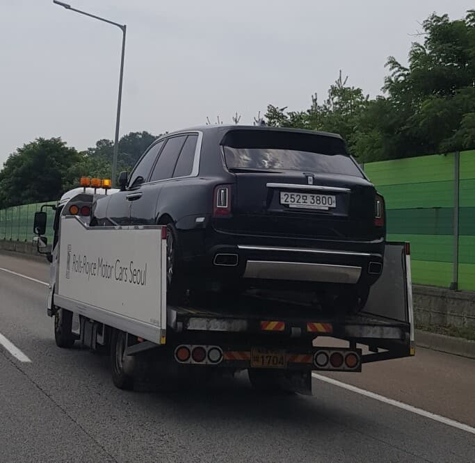 컬리넌..... 경부고속도로  대전가던중 게시글 썸네일