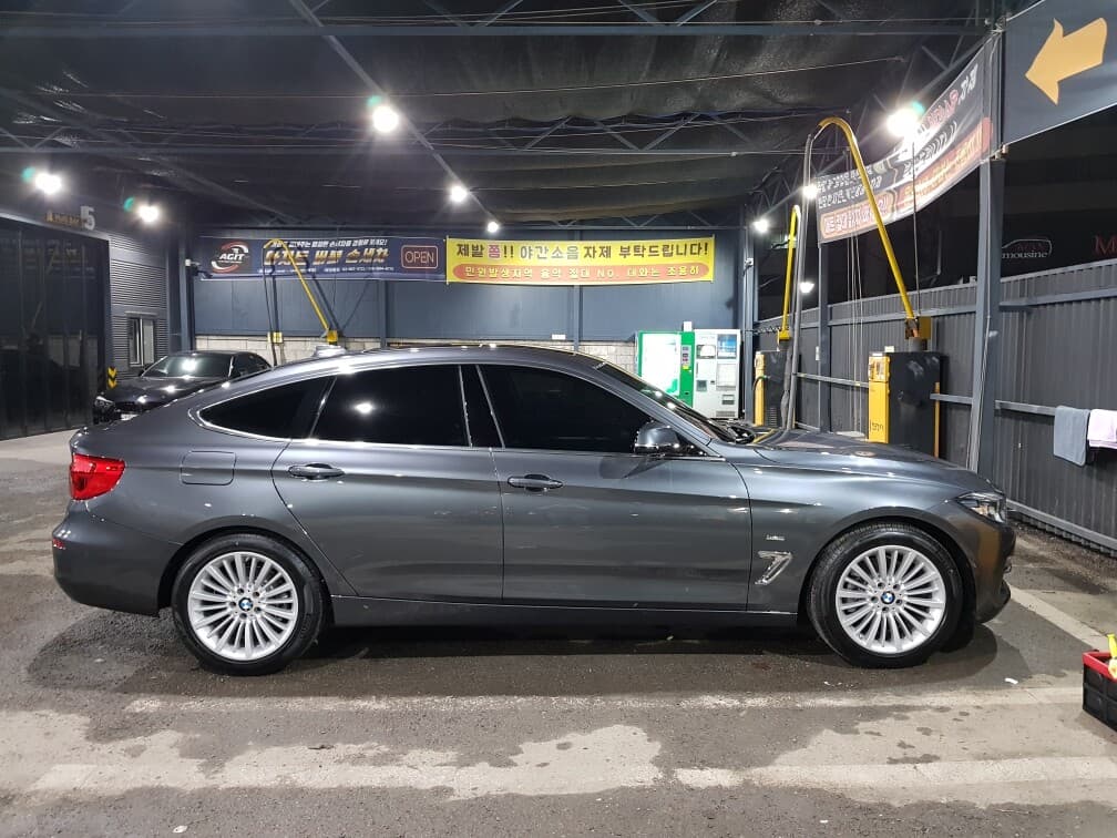 BMW 3시리즈 그란투리스모 320d GT Pre 게시글 썸네일