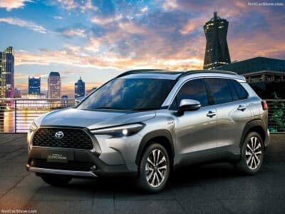 토요타의 새로운 준중형 SUV, 코롤라 크로스 게시글 썸네일
