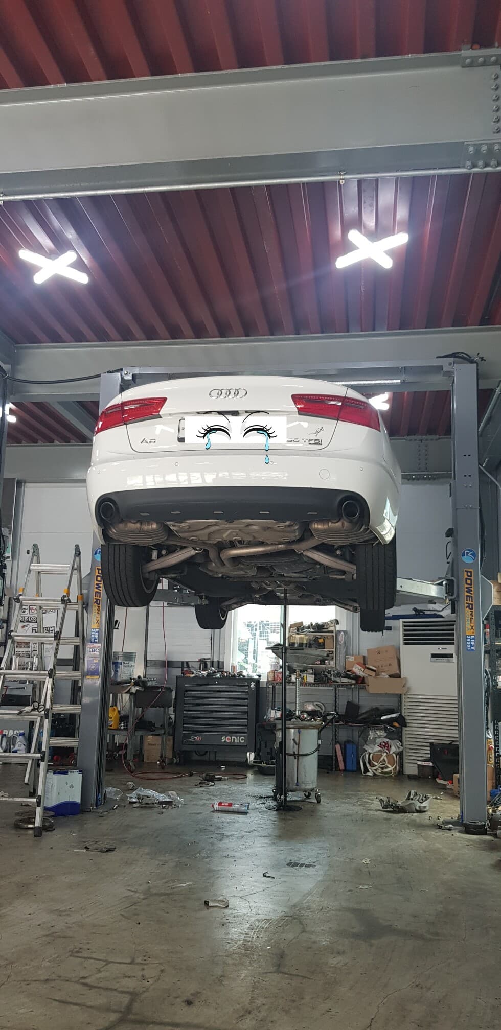 미션오일 갈고 있습니다 게시글 썸네일