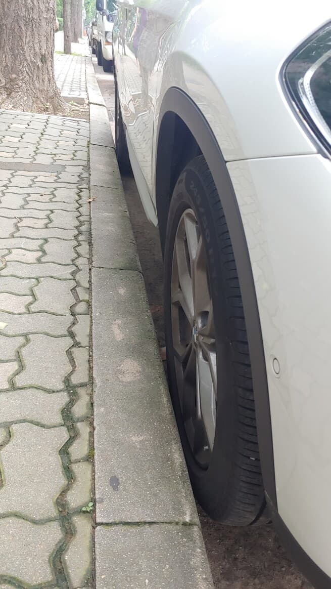 붙은것처럼 보이죠? 게시글 썸네일