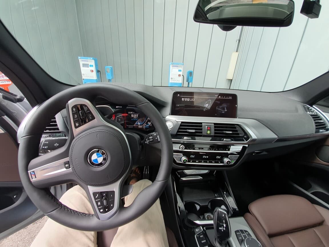 X3 30e 시승기 및 계약 관련 문의 게시글 썸네일
