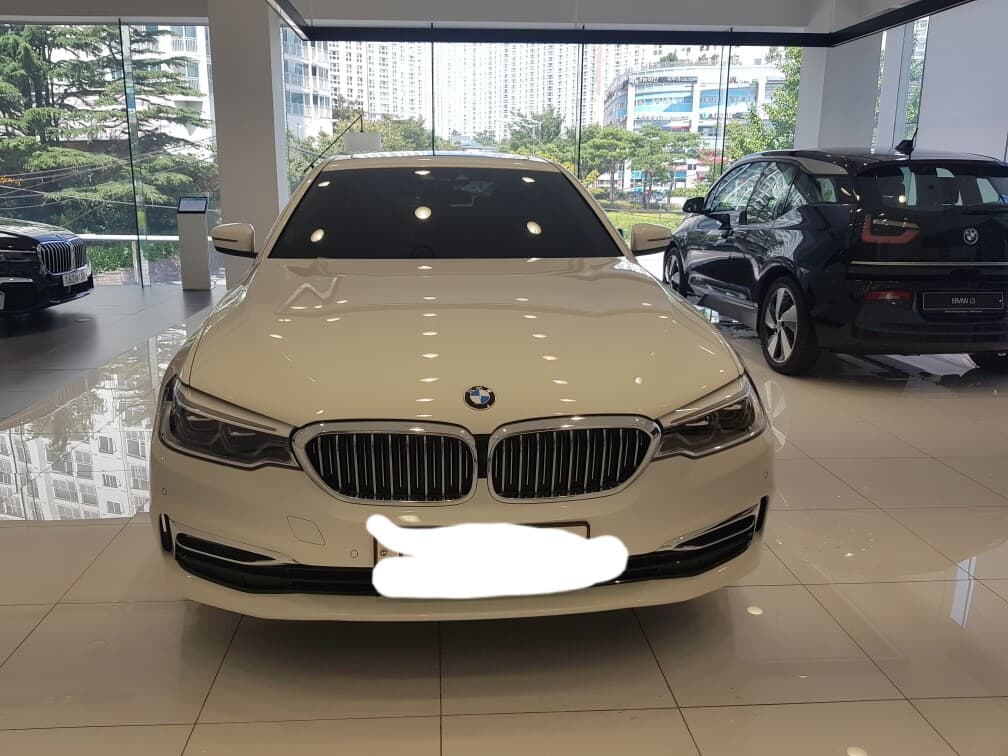 BMW 5시리즈 520i 럭셔리 OE 게시글 썸네일
