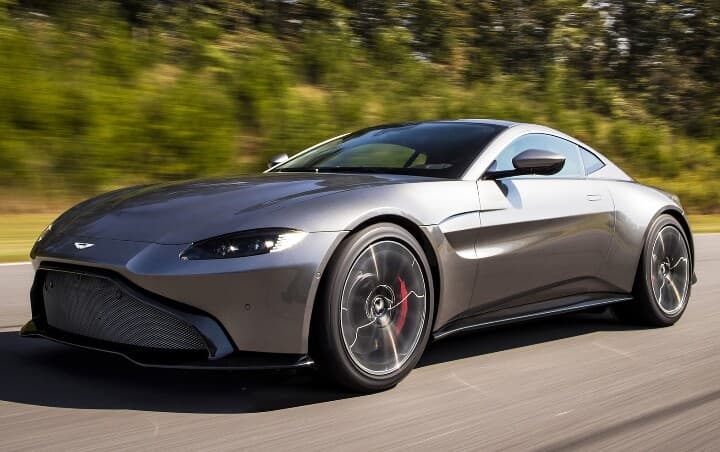 8745만원짜리 에스턴 마틴.. 게시글 썸네일