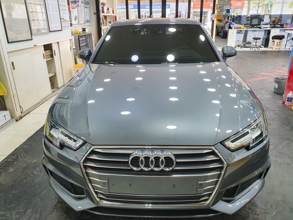 아우디 A4 40 TFSI 프리미엄 게시글 썸네일