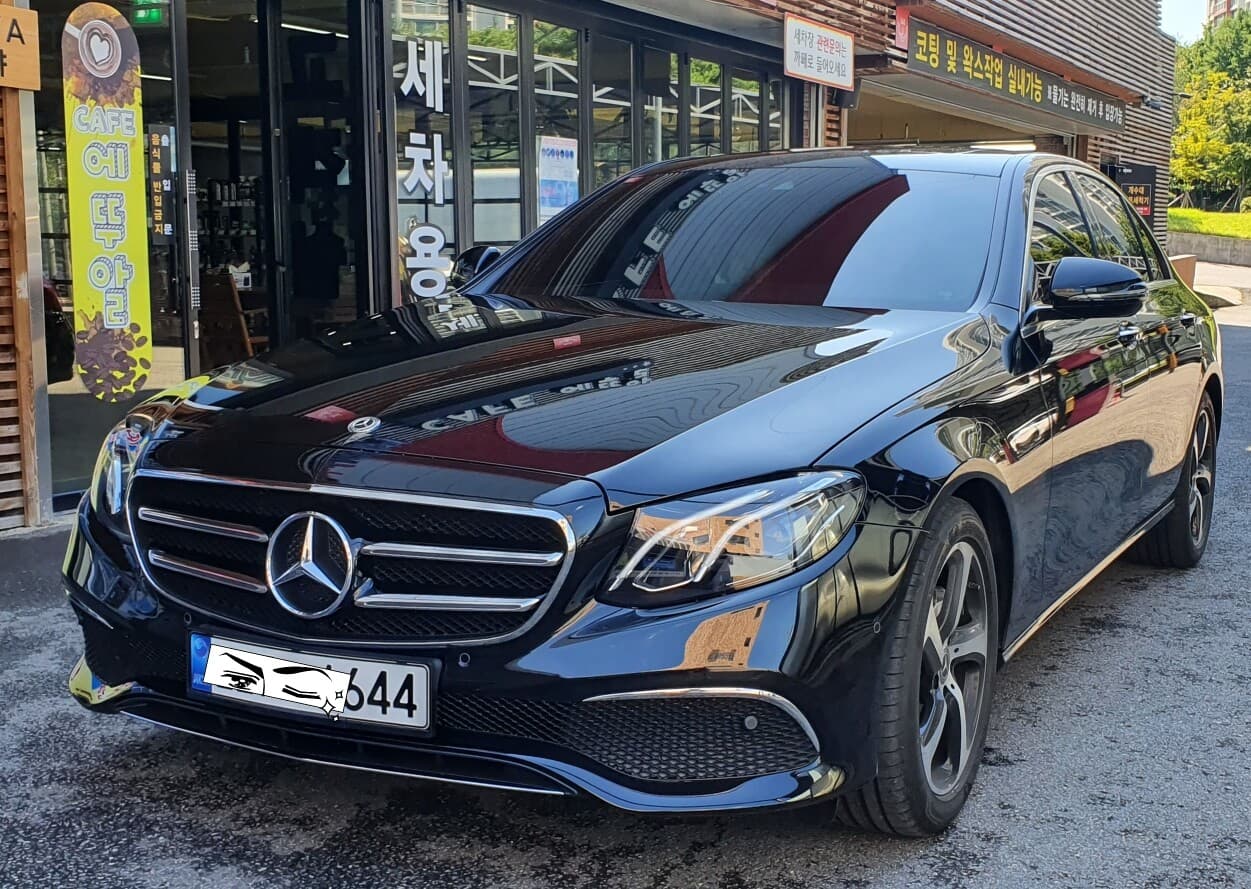 벤츠 E-클래스 E 250 아방가르드 게시글 썸네일