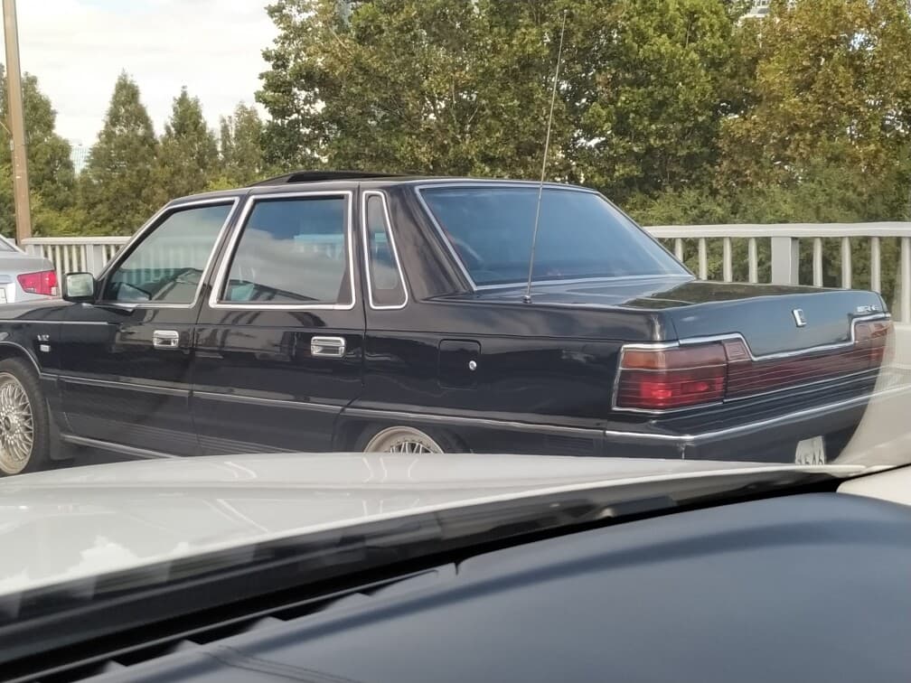 이 차 정말 12기통에 amg 맞나요? 게시글 썸네일