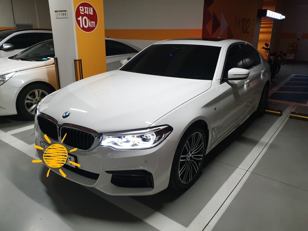 BMW 5시리즈 530i xDrive M 스포츠 플러스 OE 게시글 썸네일
