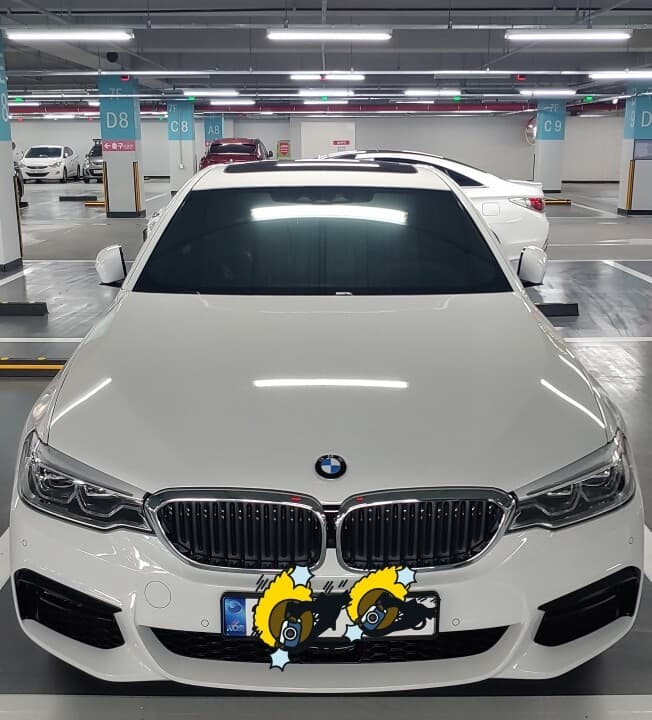 BMW 5시리즈 520d M 스포츠 플러스 OE 게시글 썸네일