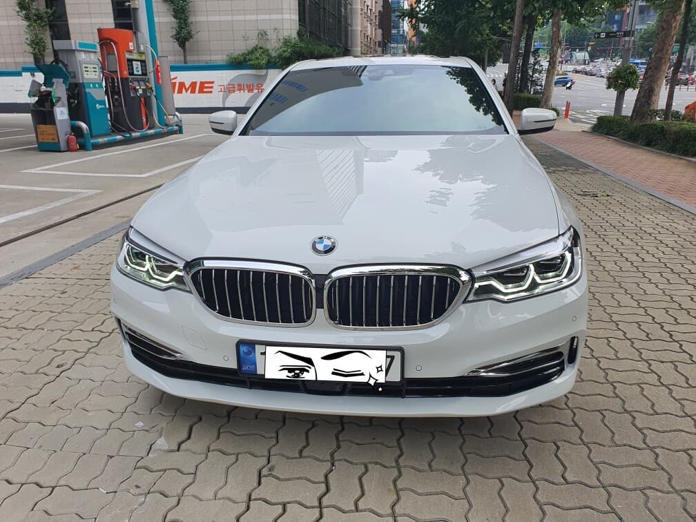 BMW 5시리즈 520i 럭셔리 OE 게시글 썸네일