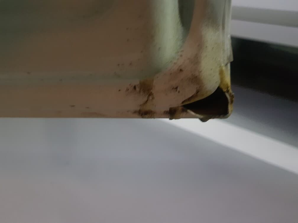 bmw 3gt 도어 끝쪽 원래 이런가요? 게시글 썸네일