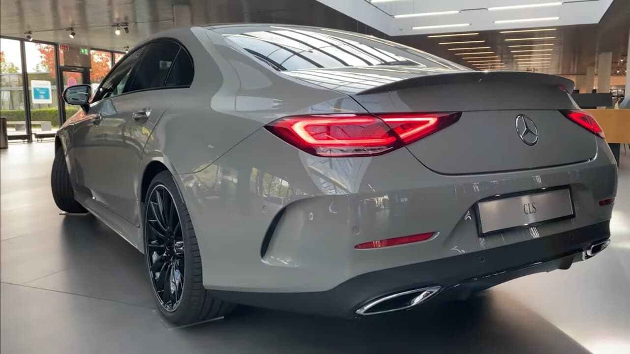 uni 그레이 cls 400d 게시글 썸네일