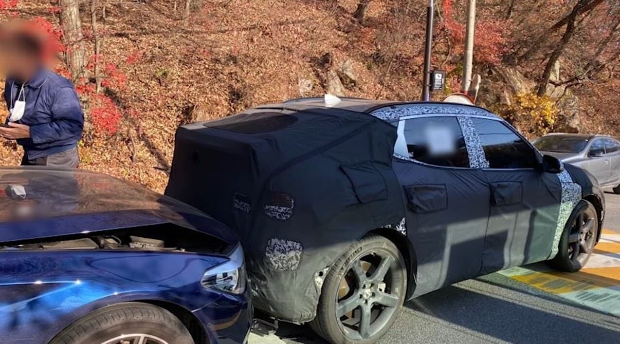 브레이크등이 안보여 위장막차를 박았다? 게시글 썸네일