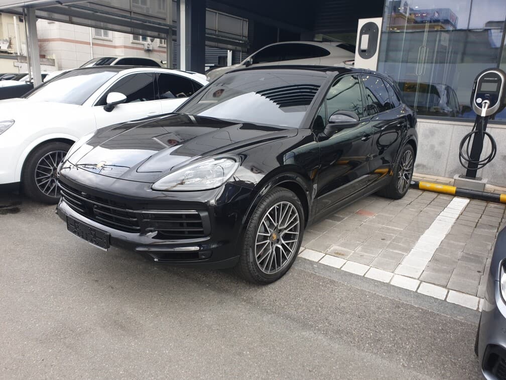 포르쉐 카이엔 카이엔 게시글 썸네일