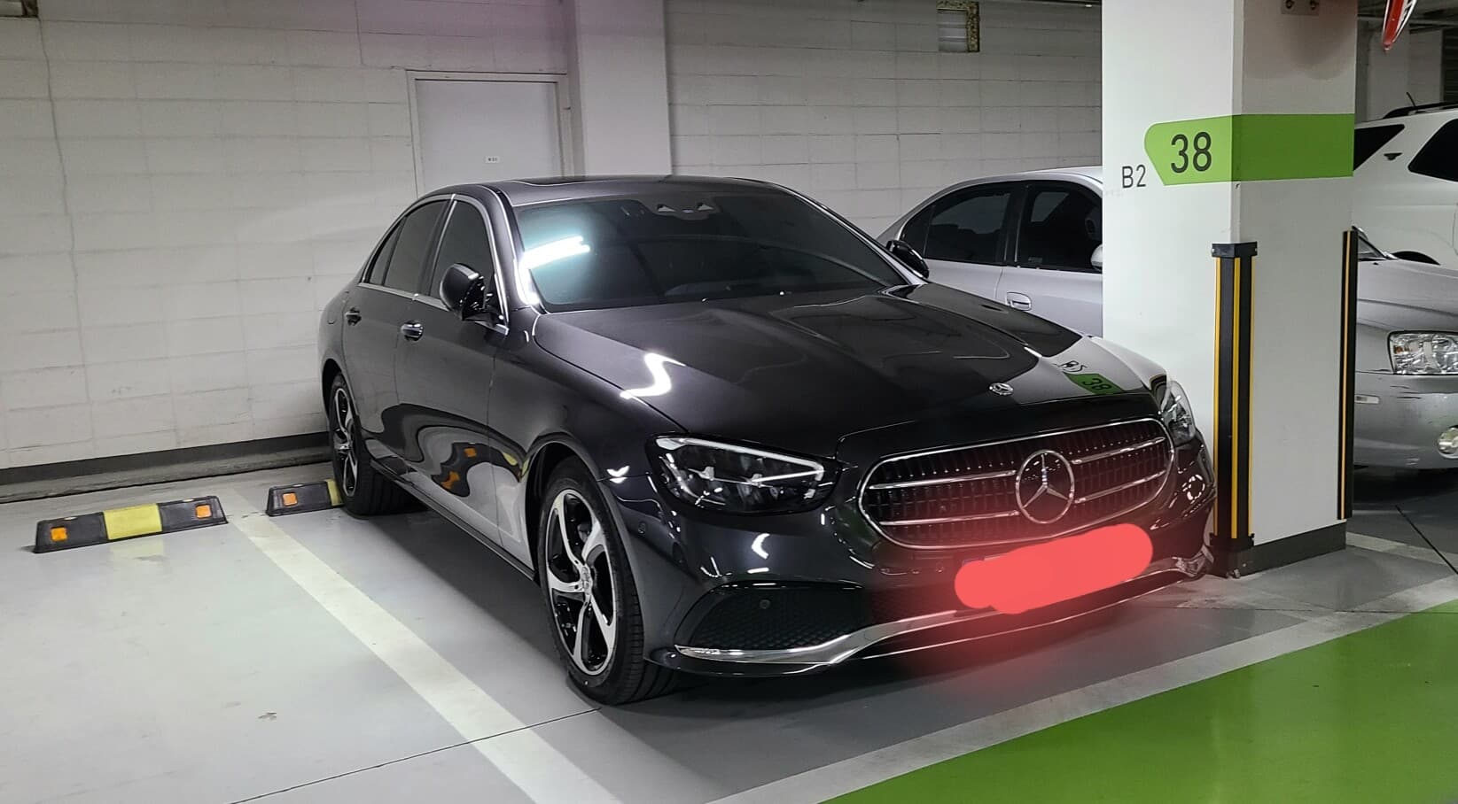 벤츠 E-클래스 E 250 아방가르드 게시글 썸네일