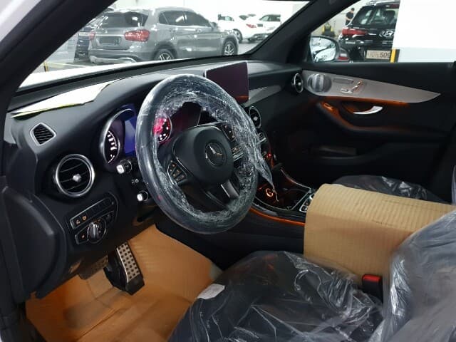 벤츠 GLC-클래스 GLC 250d 4Matic 나이트 패키지 게시글 썸네일