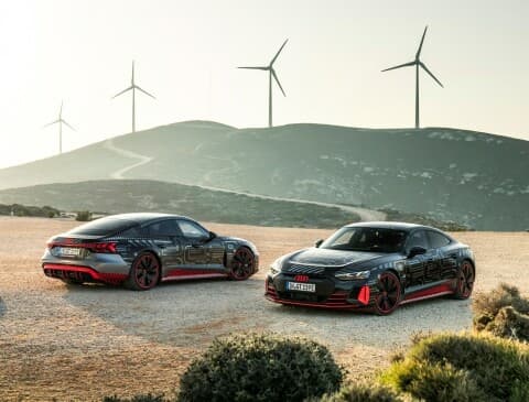 E-트론GT 와 타이칸의 플랫폼 공생 프로젝트 게시글 썸네일