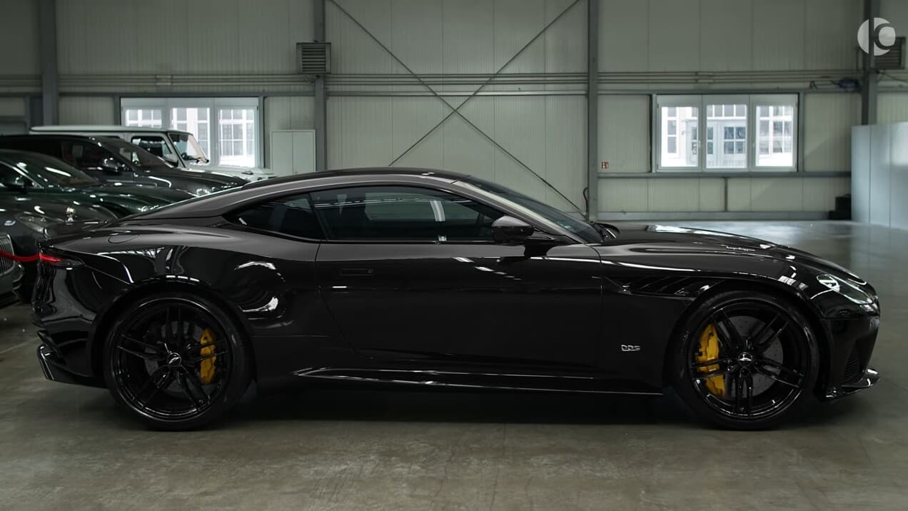 애스턴 마틴 DBS슈퍼 레제라 디테일샷 게시글 썸네일
