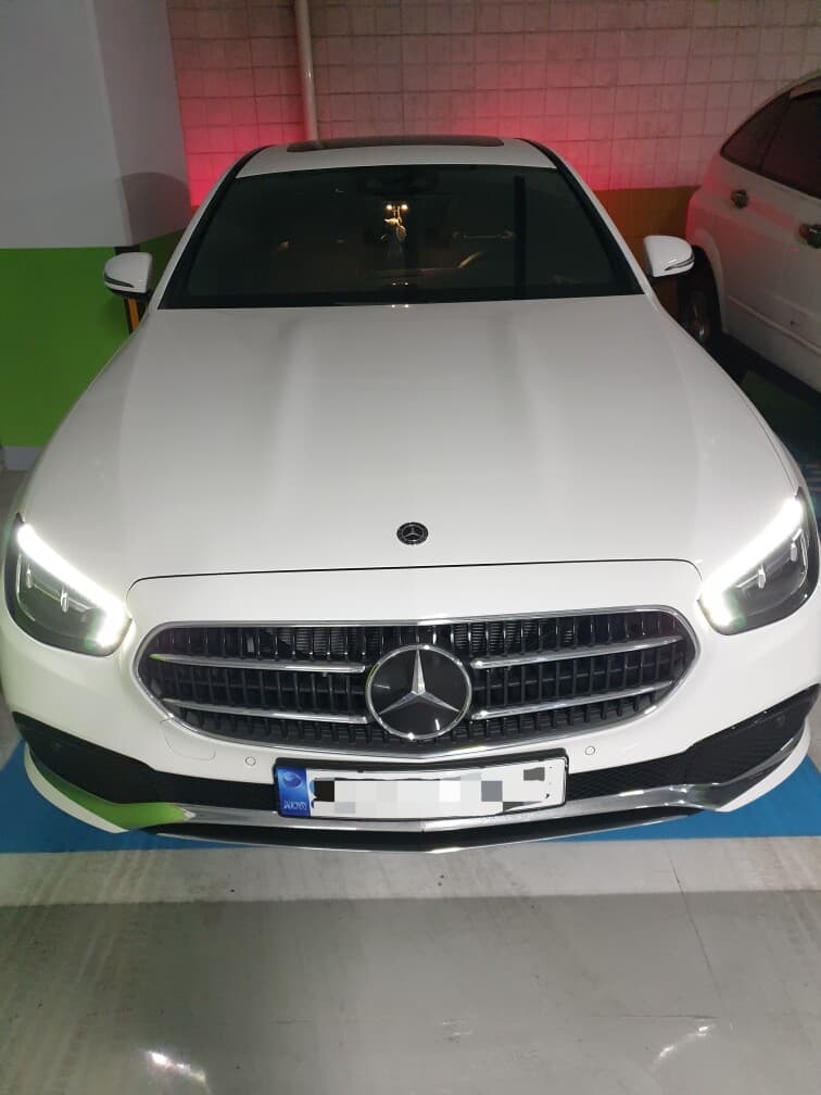 벤츠 E-클래스 E 250 아방가르드 게시글 썸네일