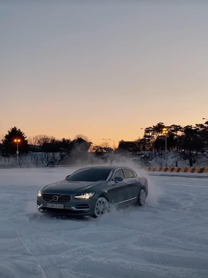 4륜구동 볼보의 위엄 게시글 썸네일