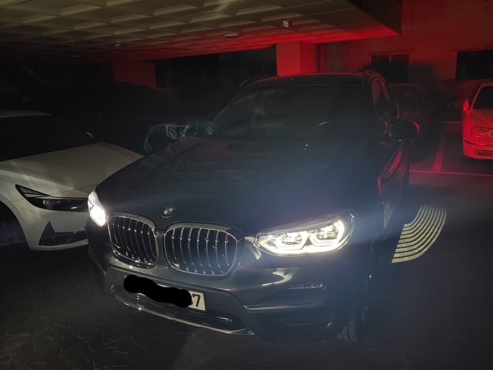 BMW X3 20i xDrive 럭셔리 게시글 썸네일