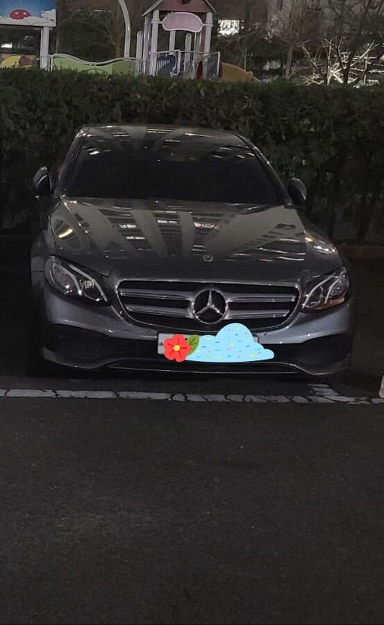 벤츠 E-클래스 E 300 아방가르드 게시글 썸네일