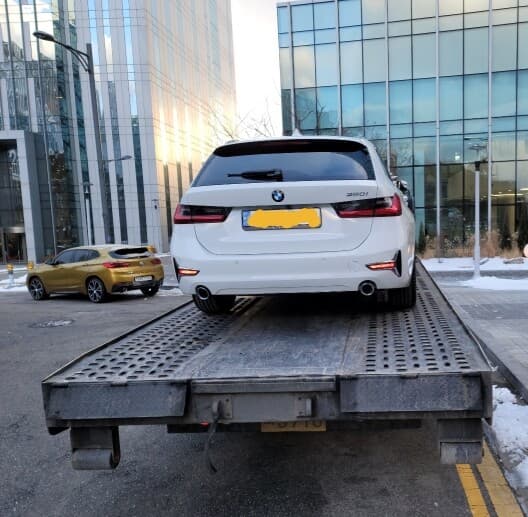 BMW 3시리즈 투어링 320i 투어링 럭셔리 스마트프리 패키지 게시글 썸네일