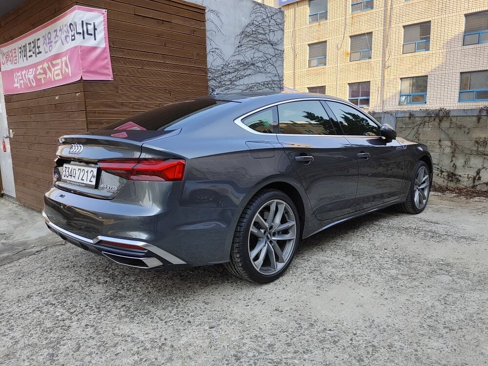 아우디 A5 45 TFSI 콰트로 프리미엄 스포츠백 게시글 썸네일