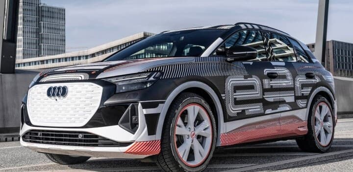아우디 Q4 e-tron 프로토타입 공개!!! 게시글 썸네일