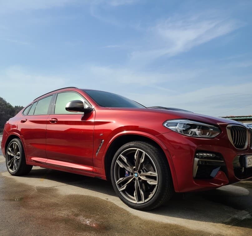 BMW X4 M40i xDrive 게시글 썸네일