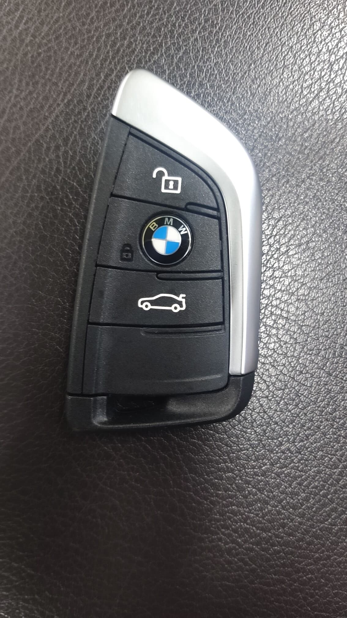 BMW X1 20i xDrive X 라인 스페셜 에디션 게시글 썸네일