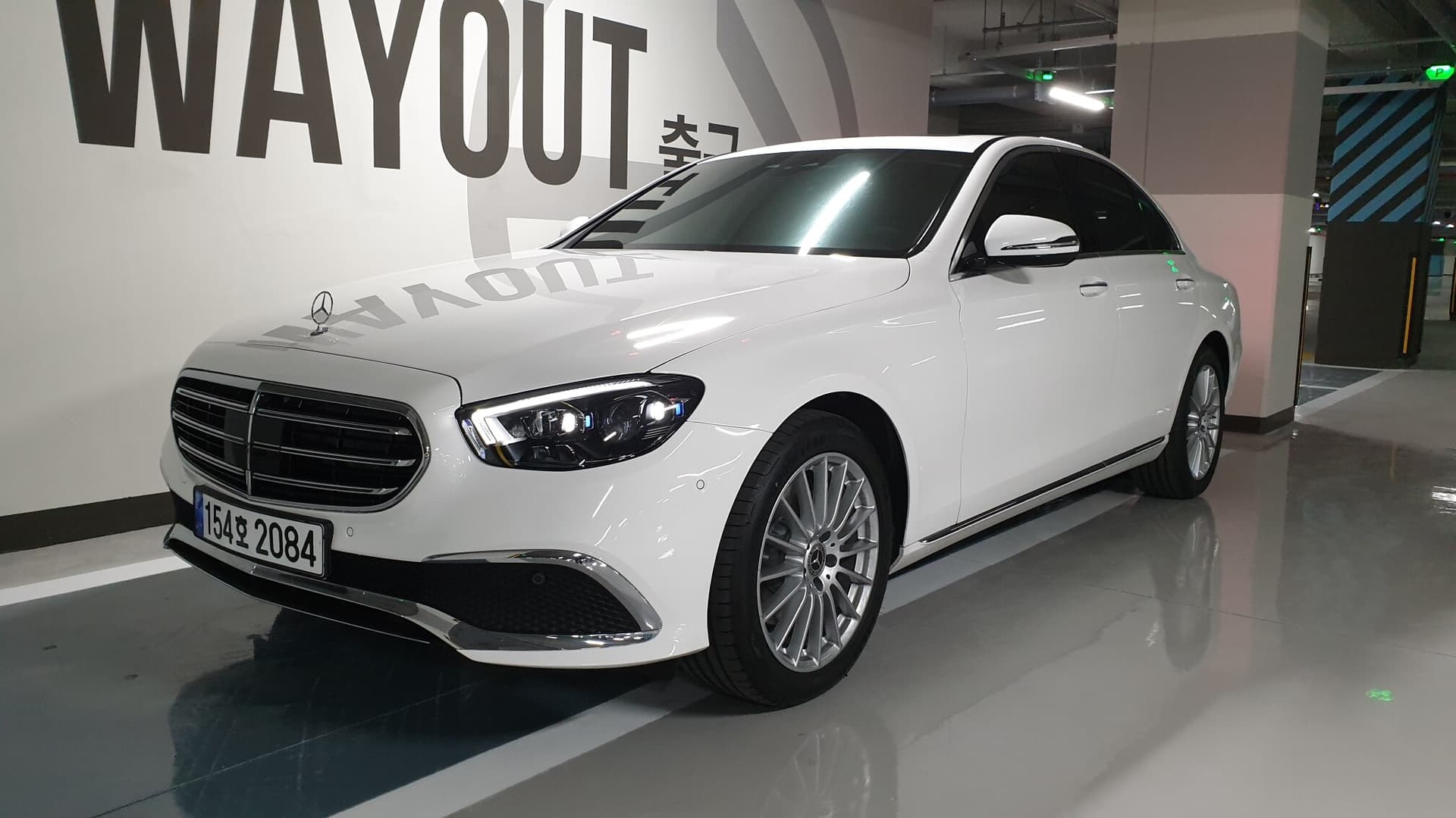 벤츠 E-클래스 E 250 익스클루시브 게시글 썸네일