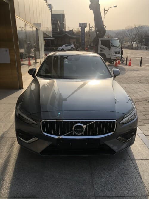 볼보 S60 B5 인스크립션 게시글 썸네일