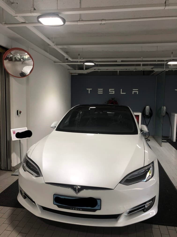 테슬라 모델 S 롱레인지 게시글 썸네일