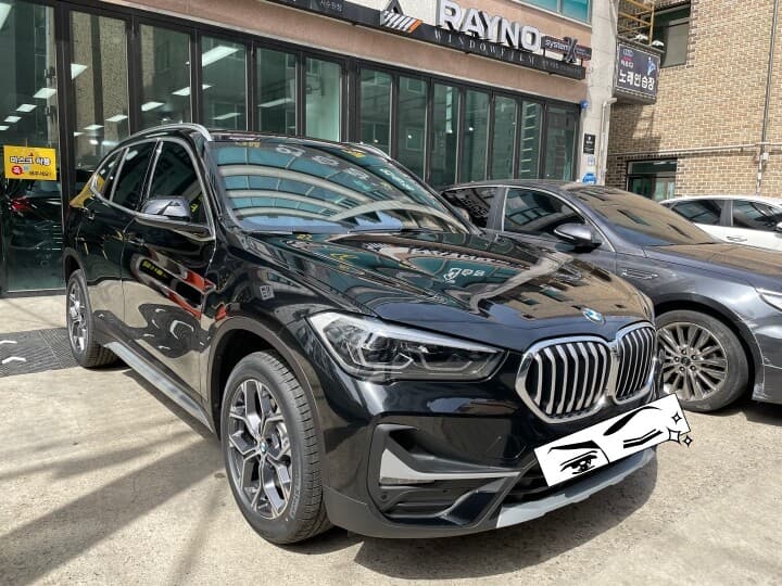 BMW X1 20i xDrive X 라인 스페셜 에디션 게시글 썸네일