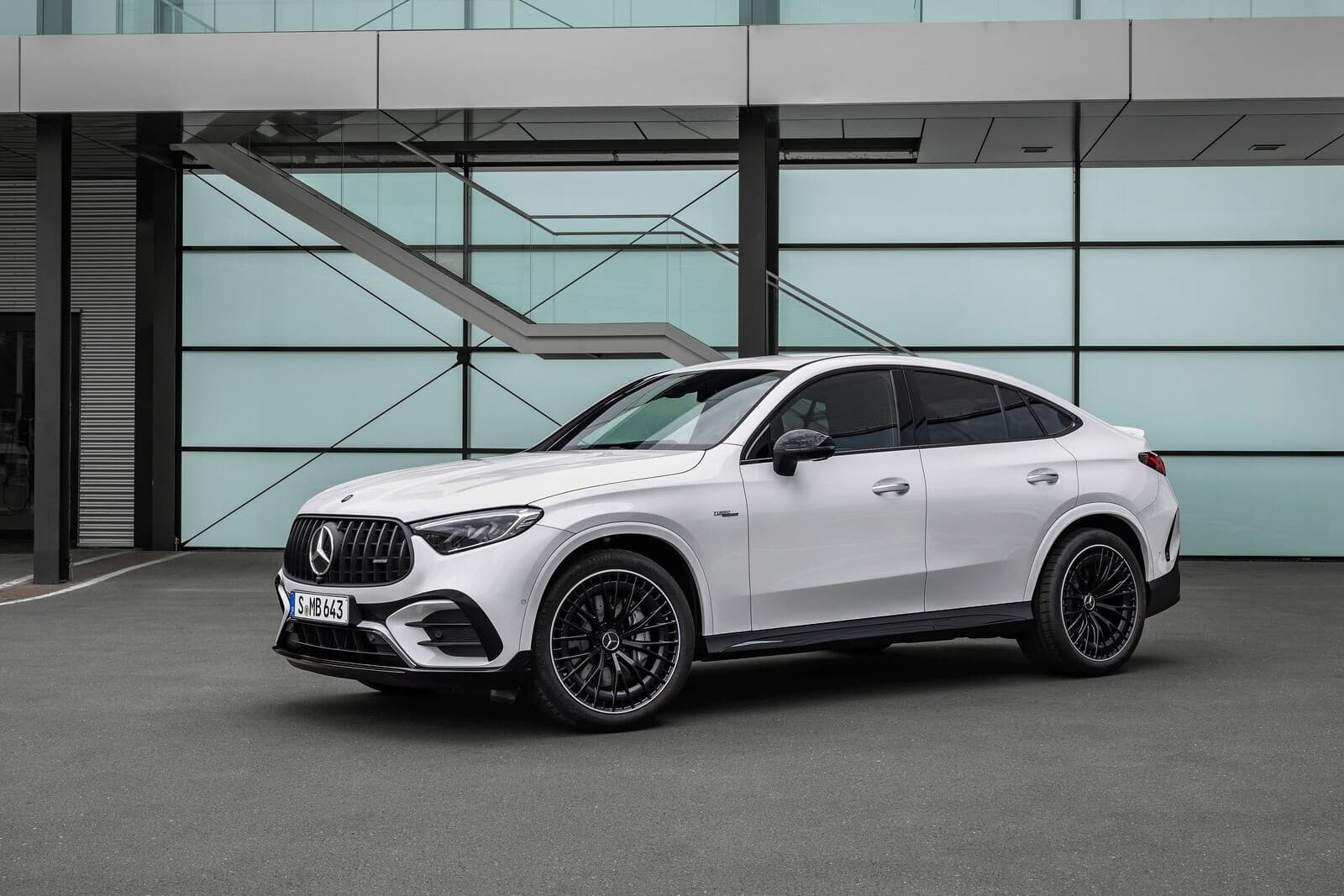벤츠 GLC-클래스 AMG GLC 43 4MATIC 쿠페 2025년 9월 프로모션 할인가 와 리스·렌트 조건 완전분석